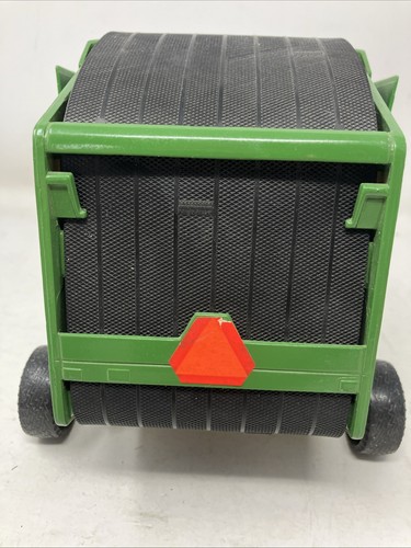 Ertl 1/16th scale John Deere Round Baler - Picture 5 of 18