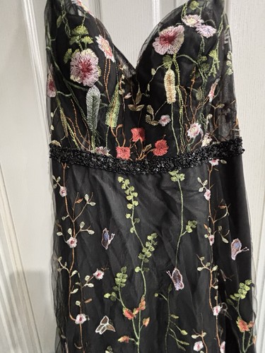 JJ'S HOUSE A-line V-Neck Floor-Length Lace Floral Prom Dresses With Beading 22W - Picture 10 of 20