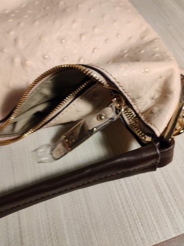 G.I.L.I. Pale Ostrich Embossed Leather Hobo Bag with Tassel - Picture 9 of 17