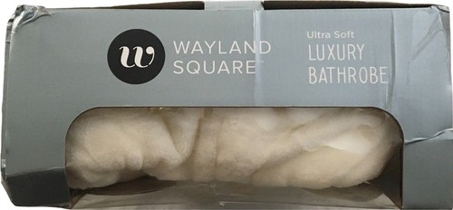 WAYLAND SQUARE WOMEN'S WHITE LUXURY BATHROBE ONE SIZE   - Picture 5 of 5