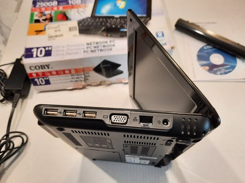 Coby 10" Intel Atom N455 1.66GHz 1GB RAM 250GB HDD Windows XP Pro SP3 - BAT BAD - 第 12/21 張圖片