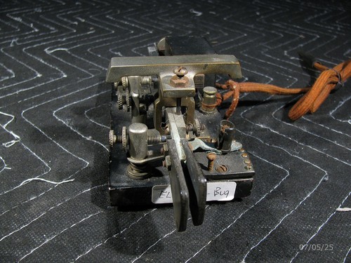 Electro Mfg. Clé télégraphique semi-automatique Co. "Electro-Bug" avec cale - Photo 2/24