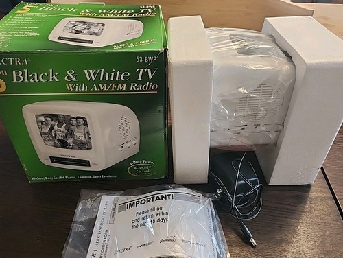 Spectra 5" Black & White TV with AM/FM Radio New In Box! 3 Way Power Portable - Picture 2 of 12
