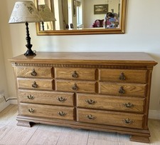 Large Solid Oak Chest of Drawers / sideboard 