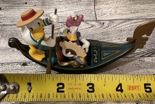 Hallmark Donald Duck Daisy In Venice First Romantic Vacation Series '98 Ornament - Bild 4 von 5