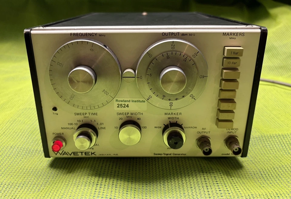 Generador de señal de barrido WAVETEK 1001 Foto 2 de 4