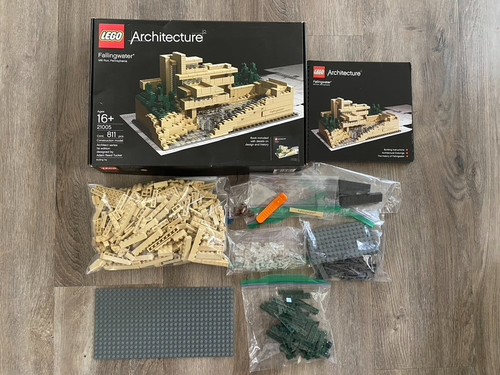 LEGO Architecture 21005 Wright Fallingwater 100% Complete w/ Box & Instructions - Picture 8 of 9
