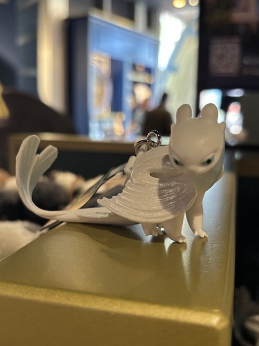 Universal Studios How To Train Your Dragon Light Fury Dragon Figure Keychain New