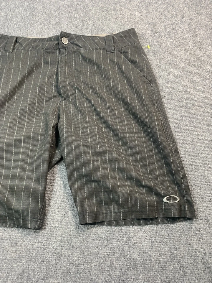 Pantalones Cortos Oakley Para Hombre 31 Negros Rayas Informales Exterior Bolsillos Cinturón Lazos Foto 4 de 4
