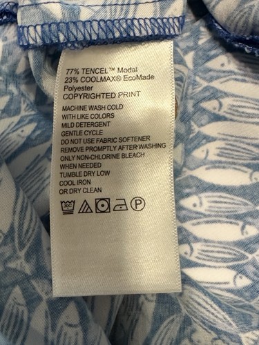 TOMMY BAHAMA Shirt Mens XL Coconut Point Reel It In Fish Hawaiian Button Up Blue - Picture 12 of 12