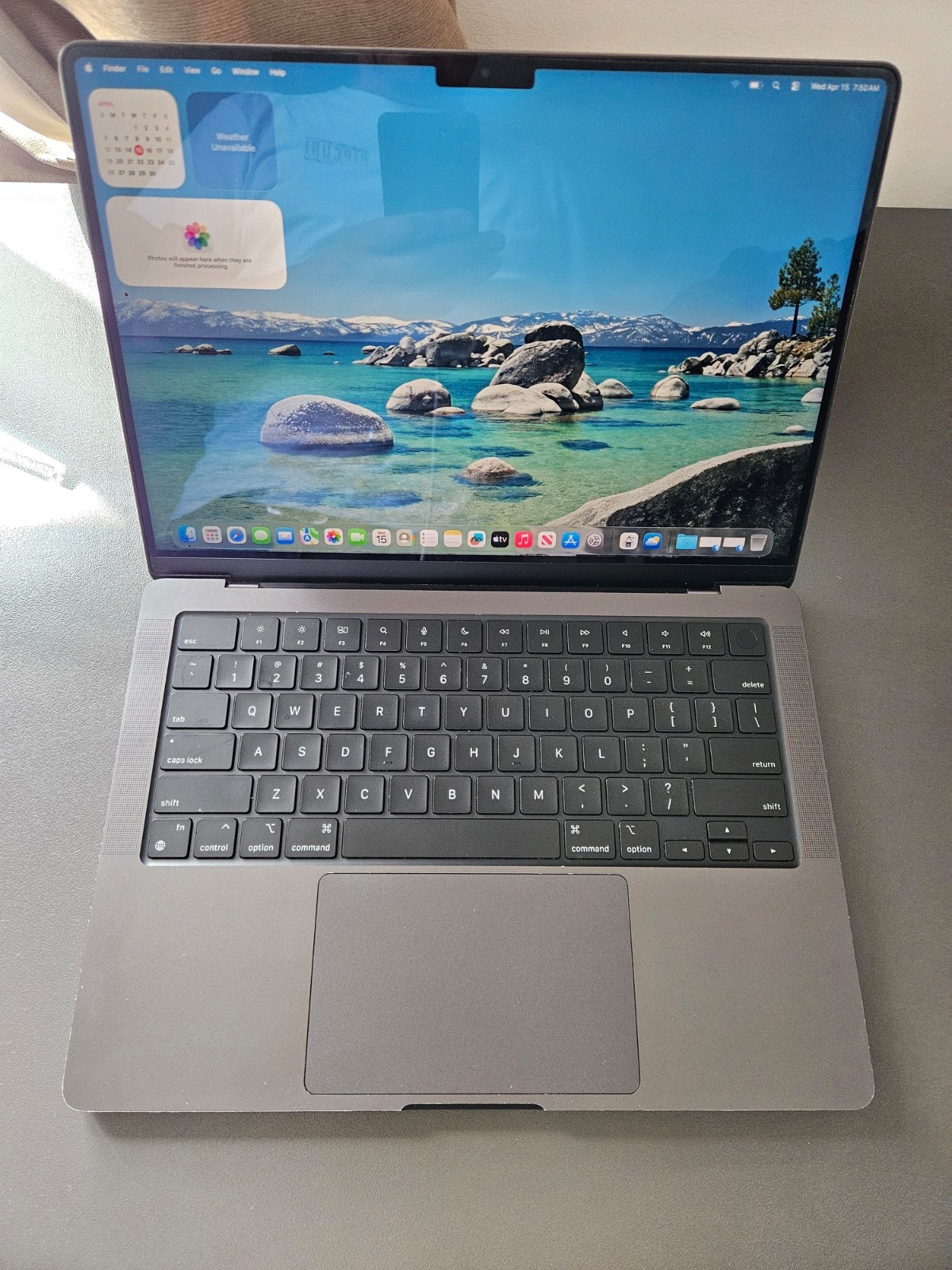 MacBook Pro 14 inch M4 Pro 24GB RAM 1TB SSD Space Black 14c/20c cores