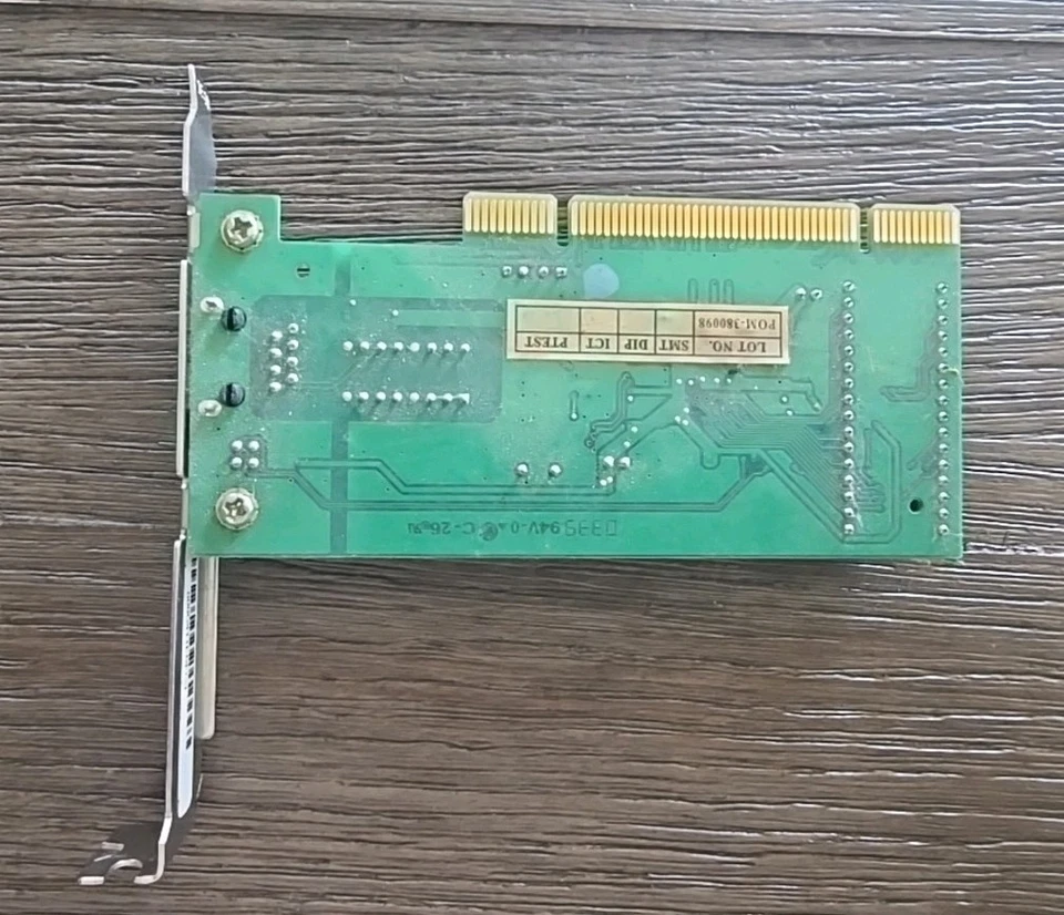 Linksys EtherFast® LNE100TX V5.1 Network Adapter  10/100Mbps - Image 4 of 4