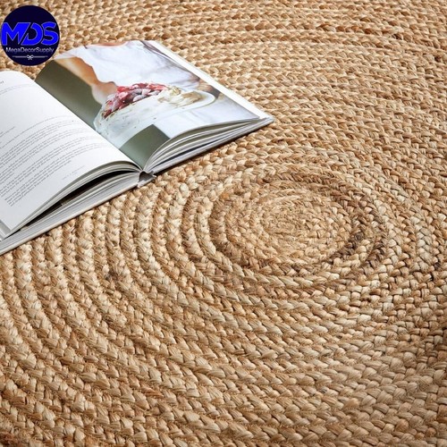MDS Pack of 1 Handwoven Braided Jute Area Rug - 4 feet Round - Natural Revers... - Picture 4 of 6