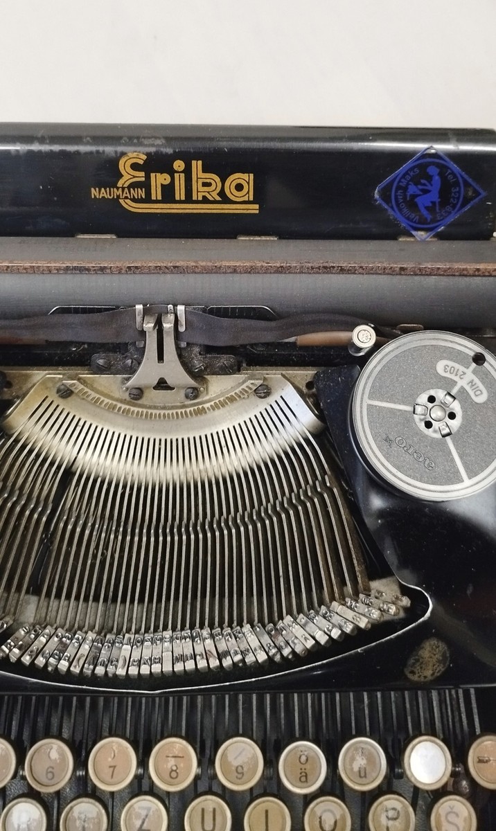 Seidel & Naumann Erika no.5, Typewriter, Vintage, Germany