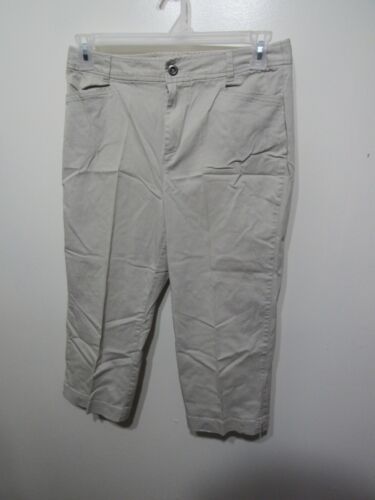 Christopher Banks Capri Pants Size 8 Beige Flat Front Button Zipper Pockets