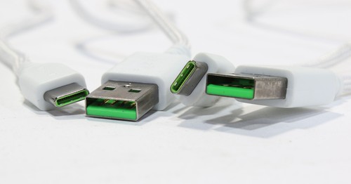 Razer BlackWidow V4 Pro USB-C Tactile Clicky Green Switch Mechanical Keyboard ๐ - Picture 8 of 16