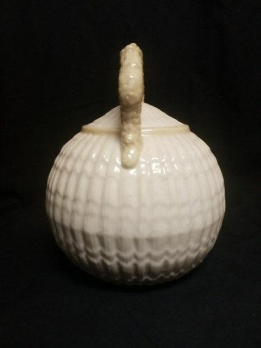 Vintage Belleek Limpet Muster Heißwasser Teekanne und Deckel, gelber Akzent, grüne Markierung - Bild 4 von 12