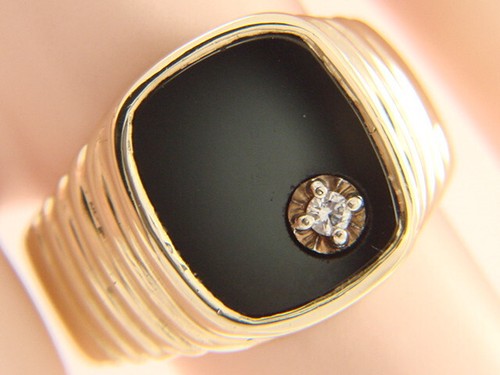 Vintage Men's 14K Yellow Gold Inlaid Black Onyx and Diamond Solid Back Ring - Picture 12 of 12