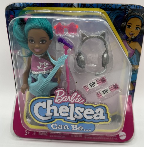 Barbie Chelsea Can Be Anything Playset Pop Star Mattel Doll Blue Hair & Guitar  - Foto 1 di 4
