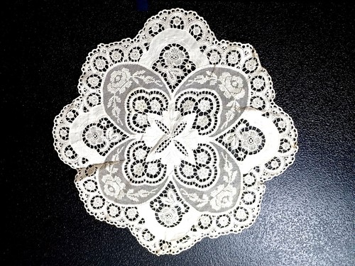 Lot of 6 Assorted Doilies - Vintage - Cotton - Picture 7 of 23