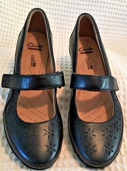 clarks womens black shoes