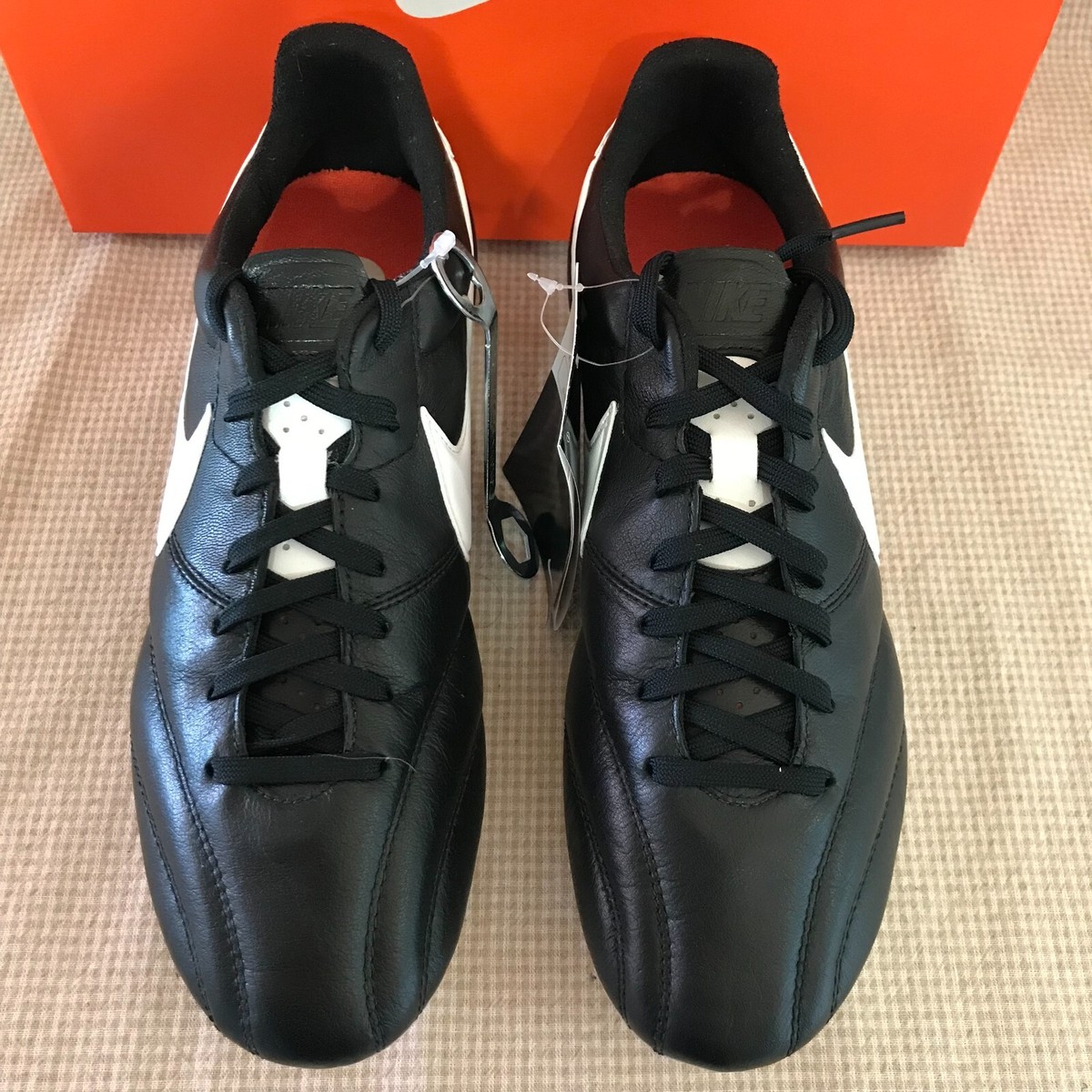 ナイキ プレミアSG 25 NIKE THE NIKE PREMIER SG SOCCER CLEATS US7 /UK6/25.0cm NEW