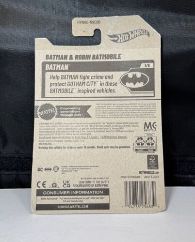 Coche Batimóvil Hot Wheels Batman & Robin Versión Negra 1/64 Diecast DC 2/250 - NUEVO - Imagen 2 de 4