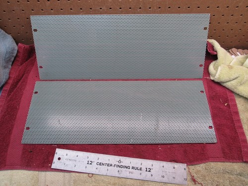 2 Amplificador de tubo de radio AM de colección rack de red de 19" x 7" placas de corte con agujeros