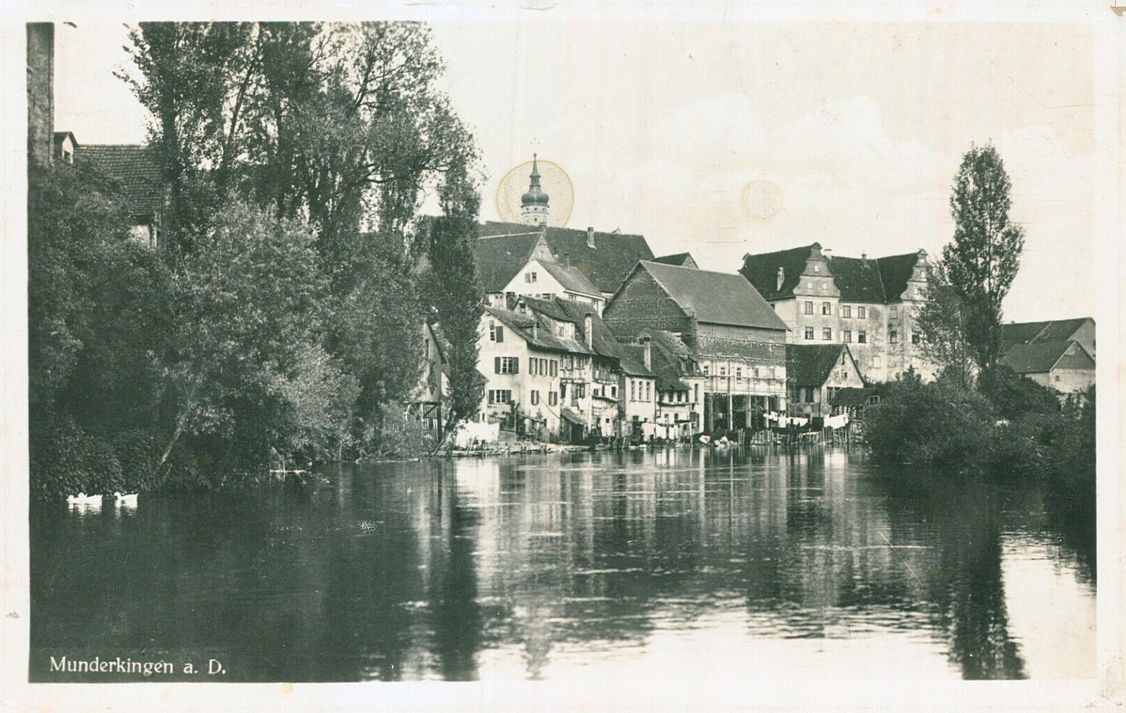 Bild 1 von 2