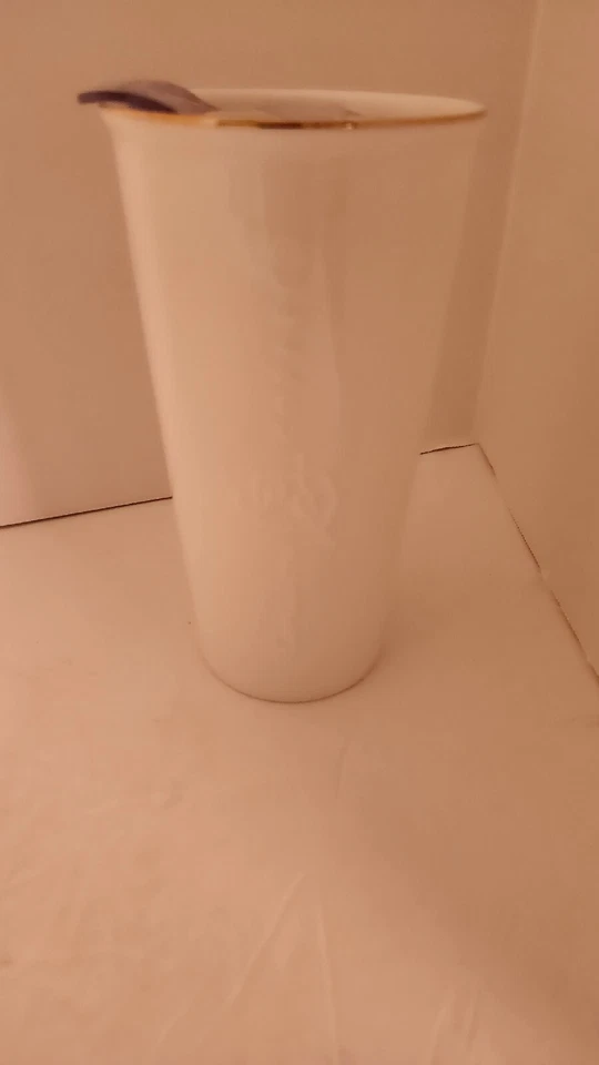 Unused 2017 Caribou Coffee 12oz Cream Colored W/Gold Heart Travel Mug! - Image 4 of 4