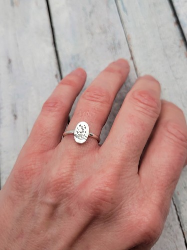 Oxidized 925 Sterling Silver Celestial Hand Ring - Moon & Stars - Picture 2 of 7