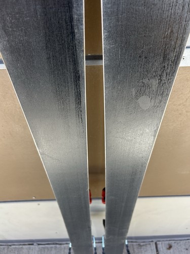 K2 iKONIC 85Ti All-Mountain Skis 177CM w/ Marker MXC 12.0 Adjustable Bindings - Picture 7 of 8