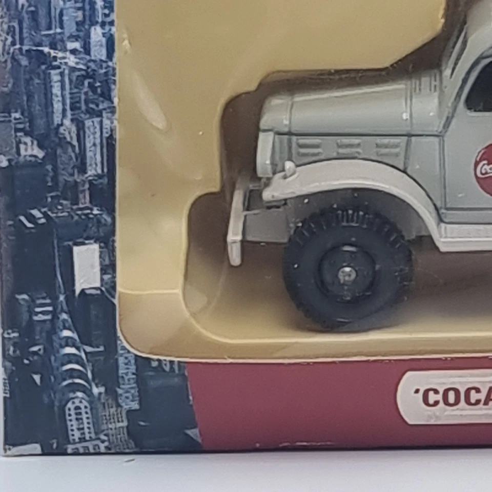 Dodge 4x4 Coca Vola de colección Lledo Coca Cola en Estados Unidos SL29000 1942 librea Foto 3 de 4