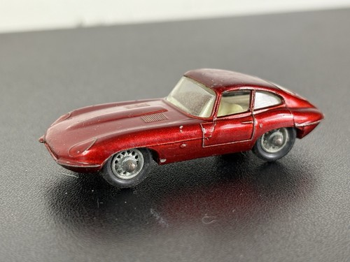 Vintage Lesney Matchbox Series No. 32 E Type Jaguar - Good condition - Picture 2 of 8