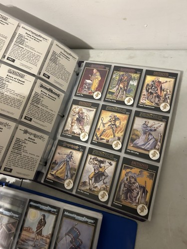 Huge lot of Dungeons & Dragons trading card lot - 2 full binders - over 500 card - Picture 11 of 24