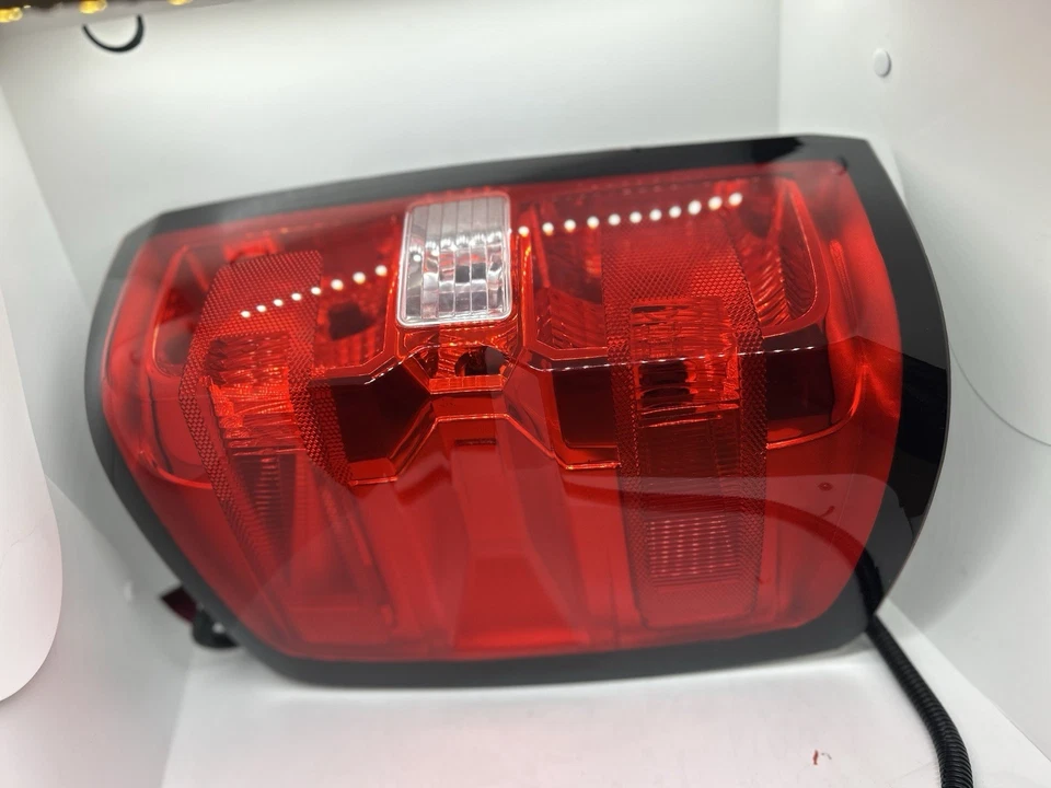 尾灯组件适用于雪佛兰索罗德 2014 - 2018 1500 2500HD 3500HD,吉姆西 — 第 4/4 张图片