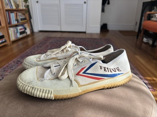 Men’s Size 9 Vintage Feiyue Tennis Shoes From China