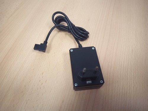 215.12a Ladegerät Metz 6V DC; 125V AC für Mecablitz 213 L18CS Fotografie Zubehör - Bild 6 von 7