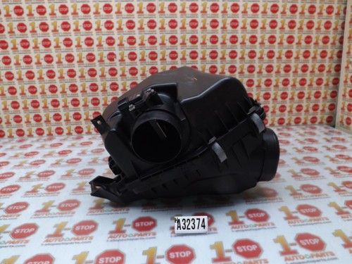 2012-2015 HONDA CIVIC AIR CLEANER BOX ASSEMBLY 17201-R1A-A01 OEM - Picture 1 of 10