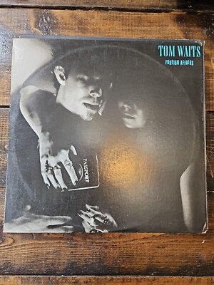LP Tom Waits 異国の出来事 Foreign Affairs P10432Y ASYLUM /00260 s-l400.jpg