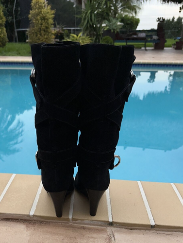 ELLIE TAHARI BLACK SUEDE WEDGE HEEL STRAP DETAILS BOOTS Sz 39 - Picture 6 of 19