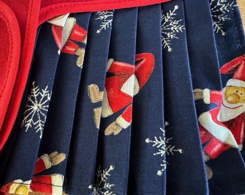 ABRIGO PERRO KILT PAPÁ NAVIDAD. HECHO EN EL REINO UNIDO - Imagen 3 de 4