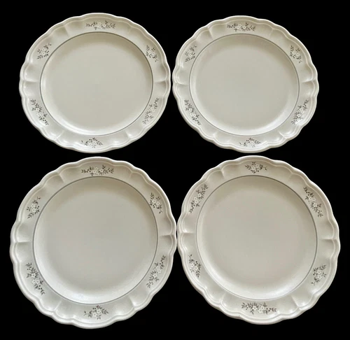 Set Of 4 Vintage Pfaltzgraff Heirloom 10.5” Dinner Plates USA Retired Excellent
