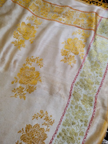 Fantastic vintage Taj Mahal type WWII silk piano shawl scarf fringes brocade - Picture 13 of 15