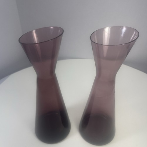 VTG-MCM Old Morgantown Pair Of 9” Slant Slope Top Vases Amethyst (Two Vases) - Picture 3 of 7