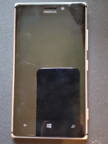Nokia - TÉLÉPHONE ne fonctionne pas - POUR PIECES UNIQUEMENT - Veuillez lire la description - Photo 1 sur 2