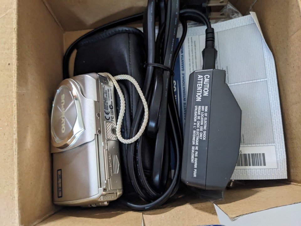 Olympus Stylus 300 Digital Camera w/ Box Battery Remote Charger Manual