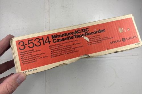 Grabadora de cinta de casete GE General Electric miniatura AC/DC 3-5314A Corea de colección - Imagen 7 de 19
