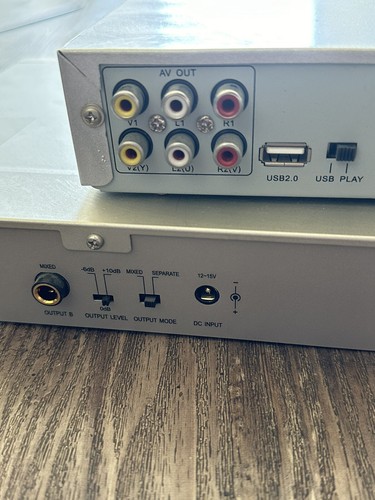 Mipro MR-123 DUAL CHANNEL DIVERSITY RECEIVER - Picture 6 of 6