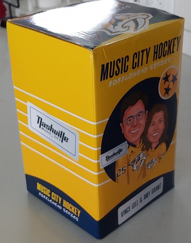 NIB New In Package VINCE GILL & AMY GRANT Nashville Predators BOBBLEHEAD - Picture 19 of 24